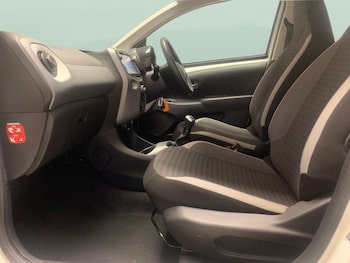 Used Toyota AYGO 2020 for sale - 78723030: Photo