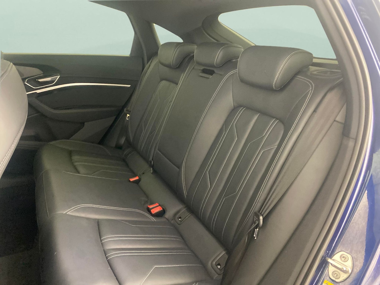 Used Audi e-tron 2023 for sale - 77307933: Photo 26