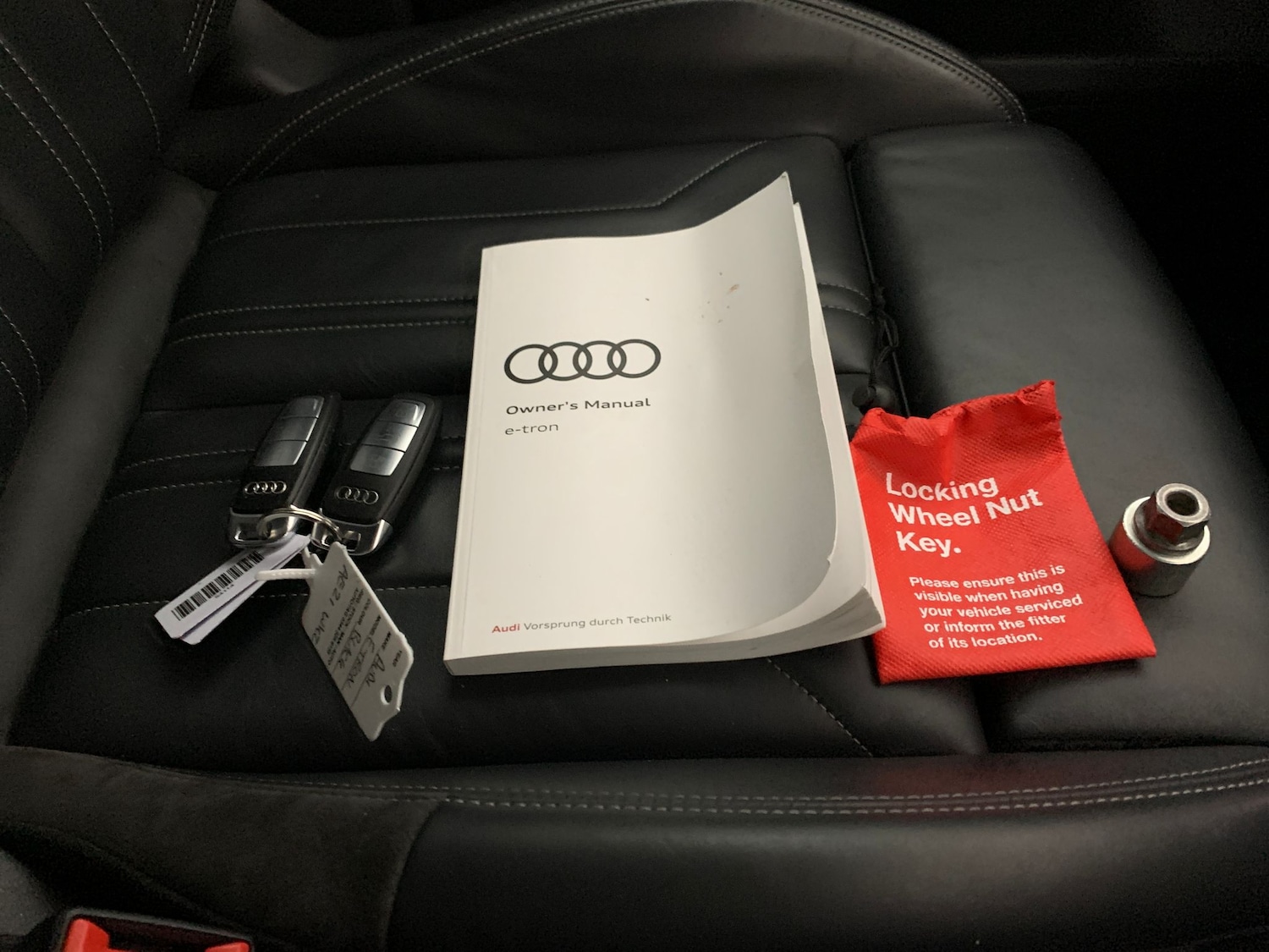 Used Audi e-tron 2021 for sale - 77165064: Photo 37