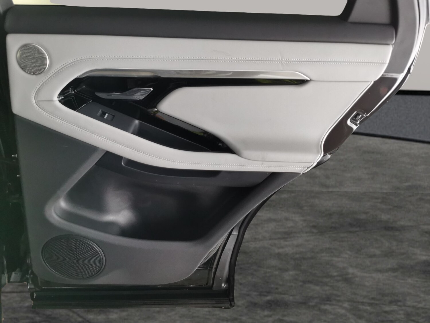 Used Land Rover Range Rover Evoque 2023 for sale - 77711120: Photo 36