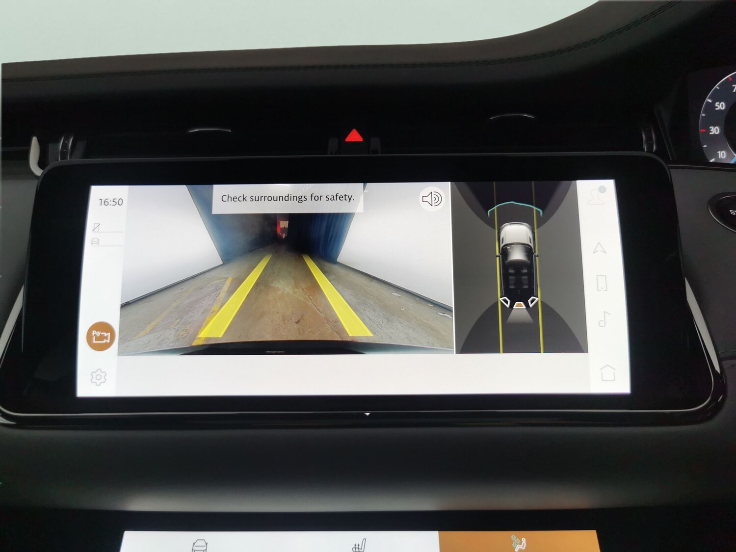 Used Land Rover Range Rover Evoque 2023 for sale - 77711120: Photo 6