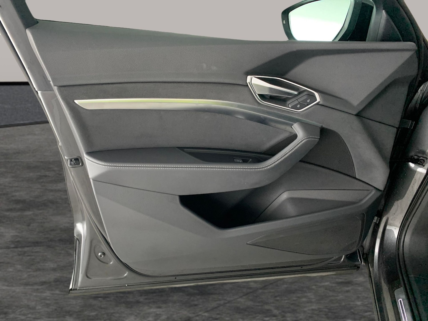 Used Audi e-tron 2022 for sale - 76717840: Photo 33