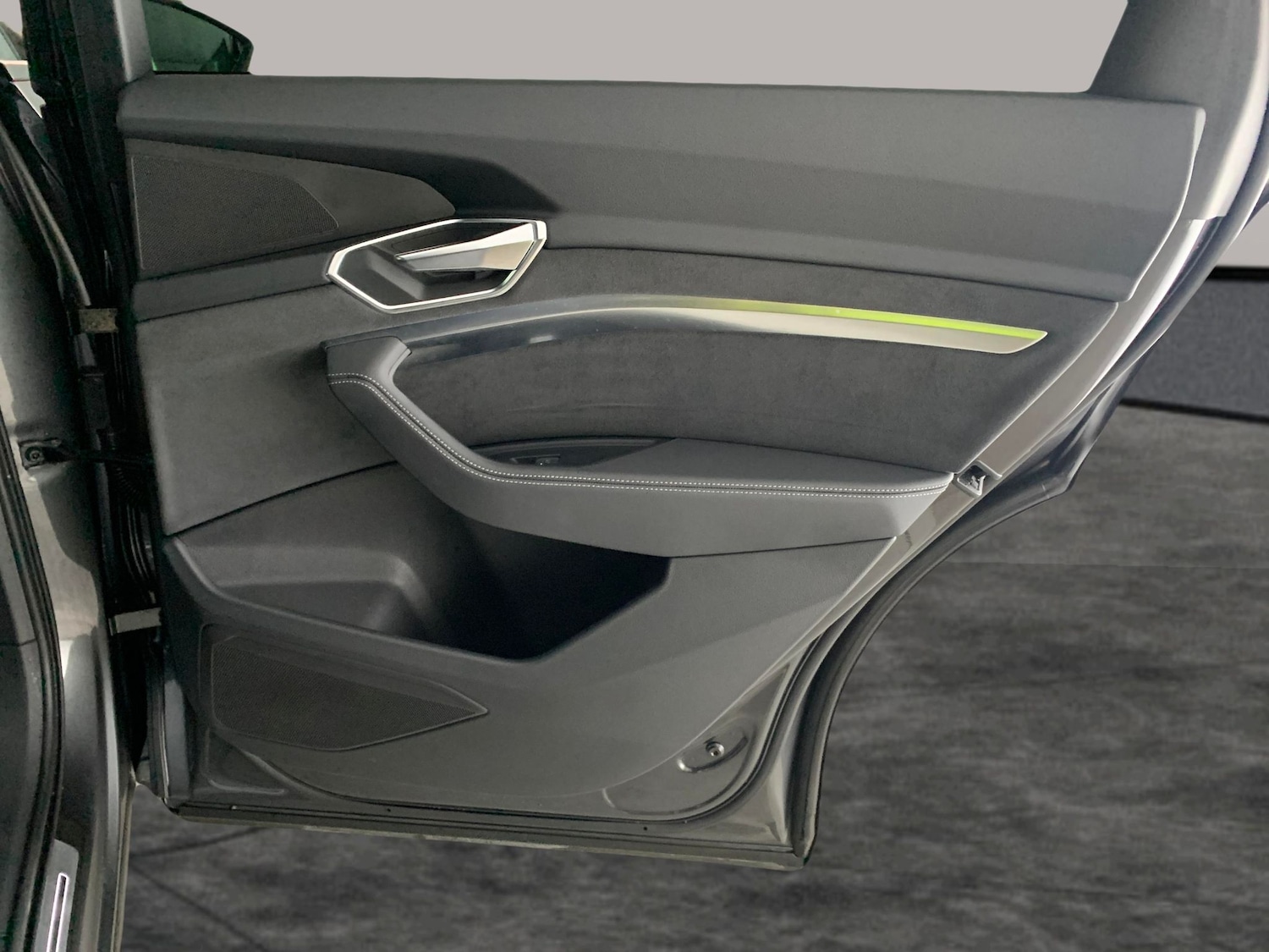 Used Audi e-tron 2022 for sale - 76717840: Photo 36