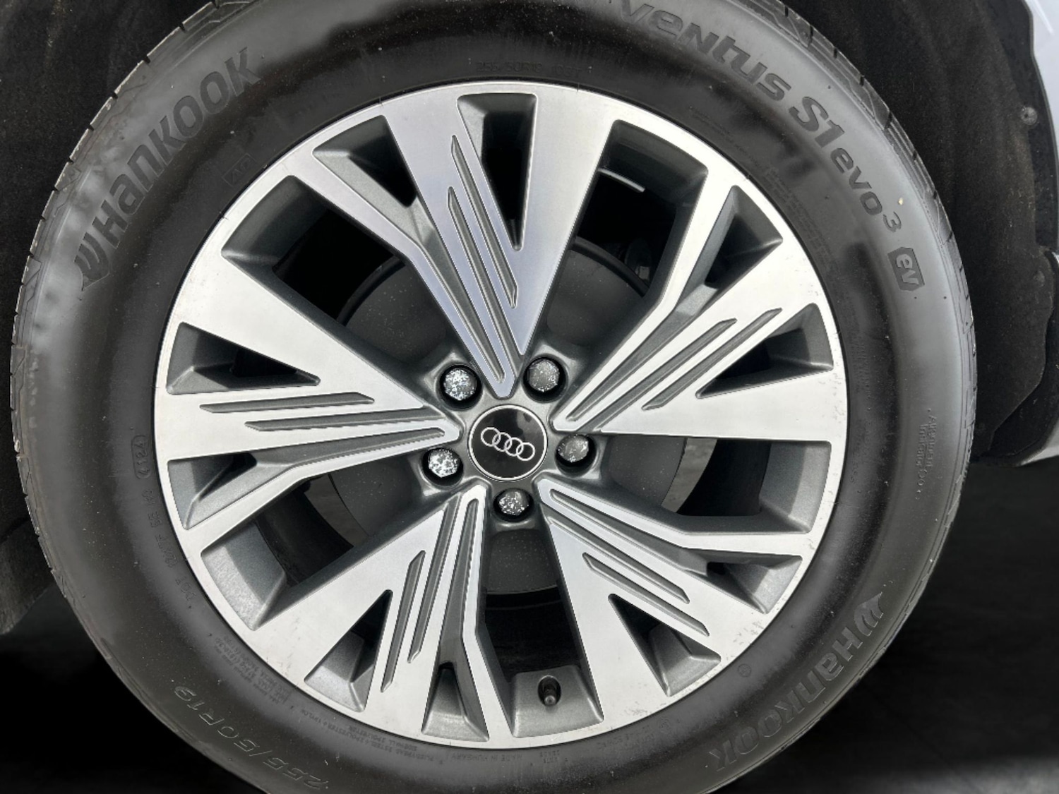 Used Audi Q4 e-tron 2025 for sale - 76439721: Photo 14