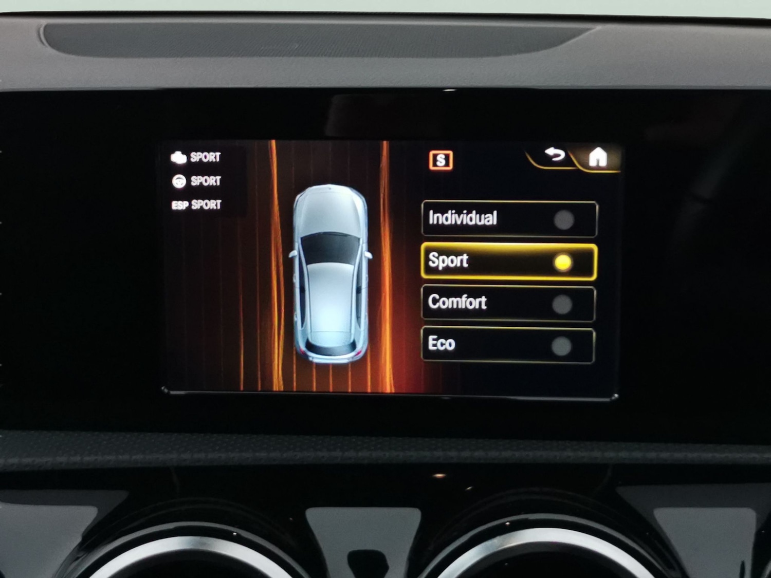 Used Mercedes-Benz A-Class 2018 for sale - 77125558: Photo 16