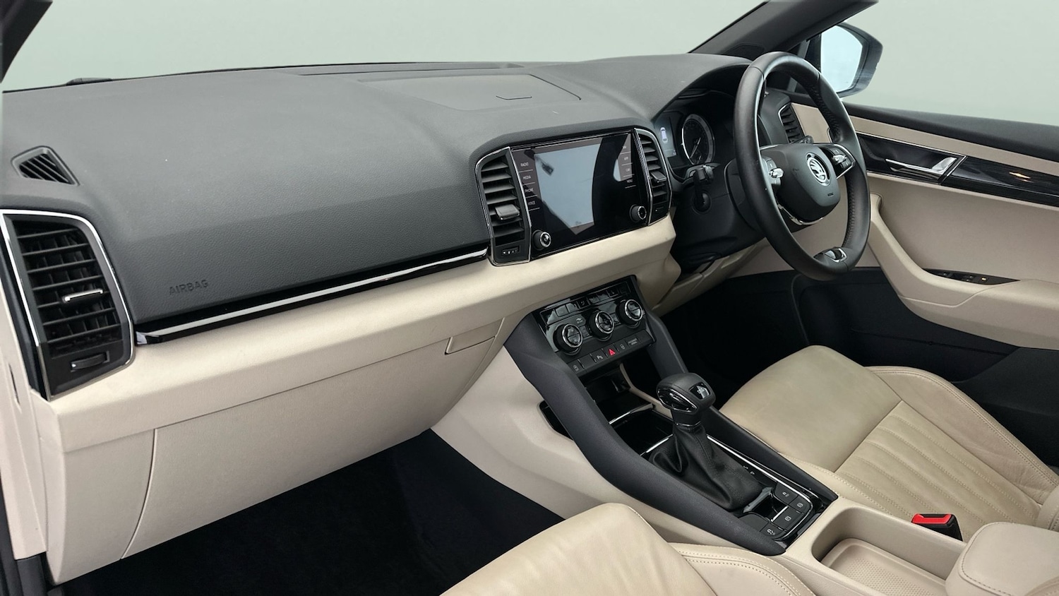 Used Skoda Karoq 2021 for sale - 76310504: Photo 17