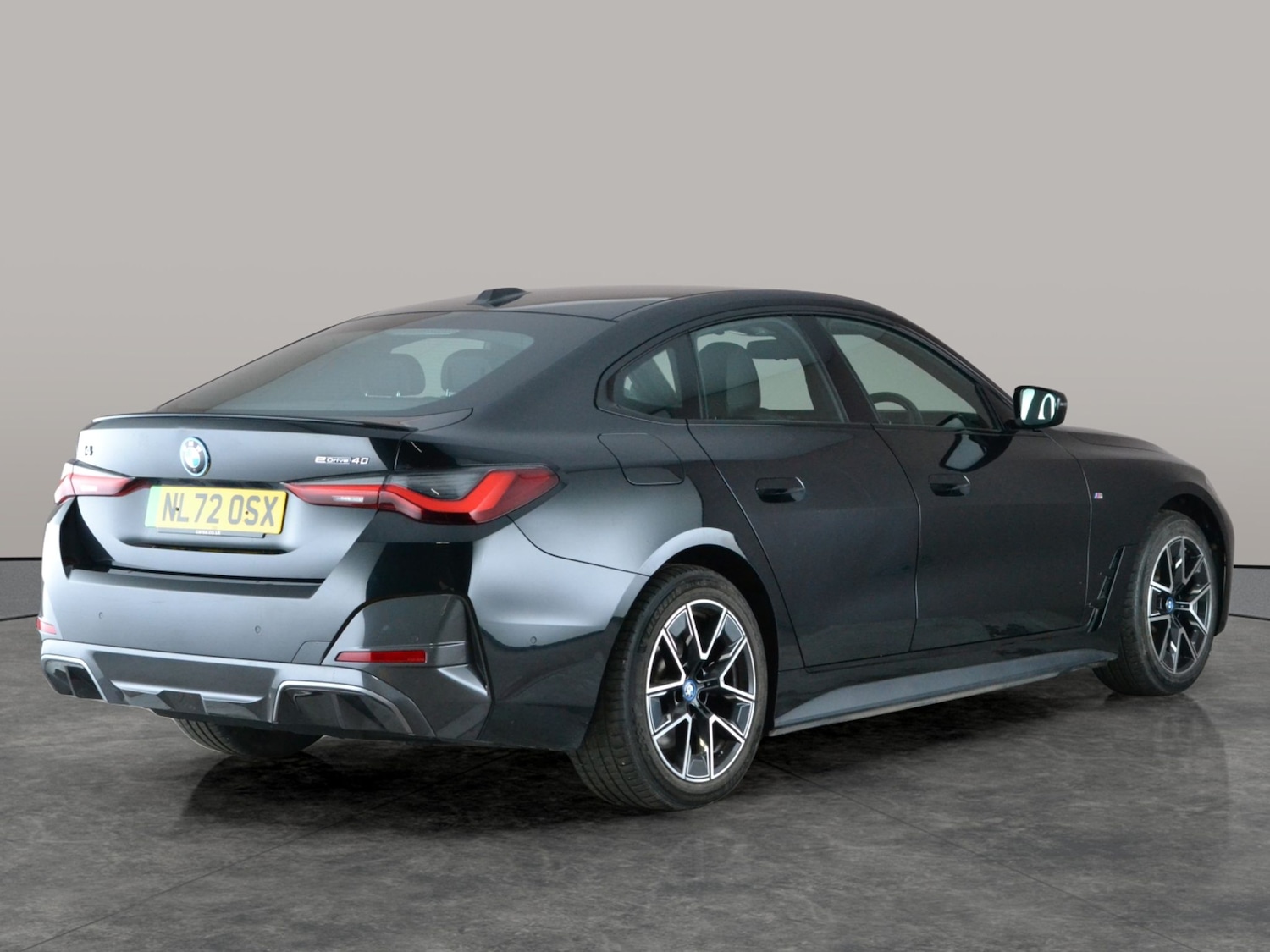 Used BMW i4 2022 for sale - 77340130: Photo 10