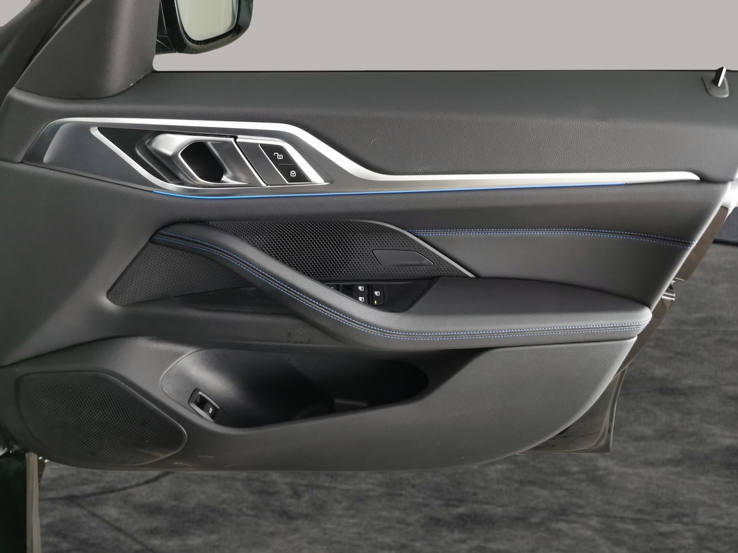 Used BMW i4 2022 for sale - 77340130: Photo 31