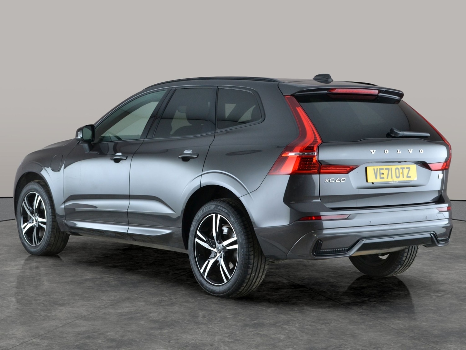 Used Volvo XC60 2021 for sale - 77350801: Photo 12