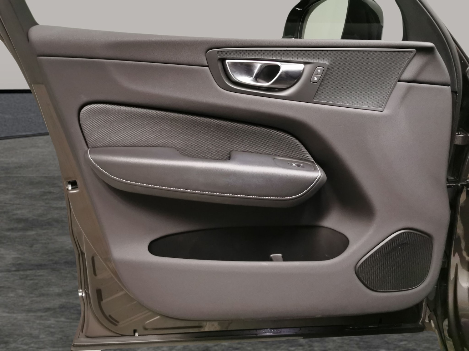 Used Volvo XC60 2021 for sale - 77350801: Photo 25