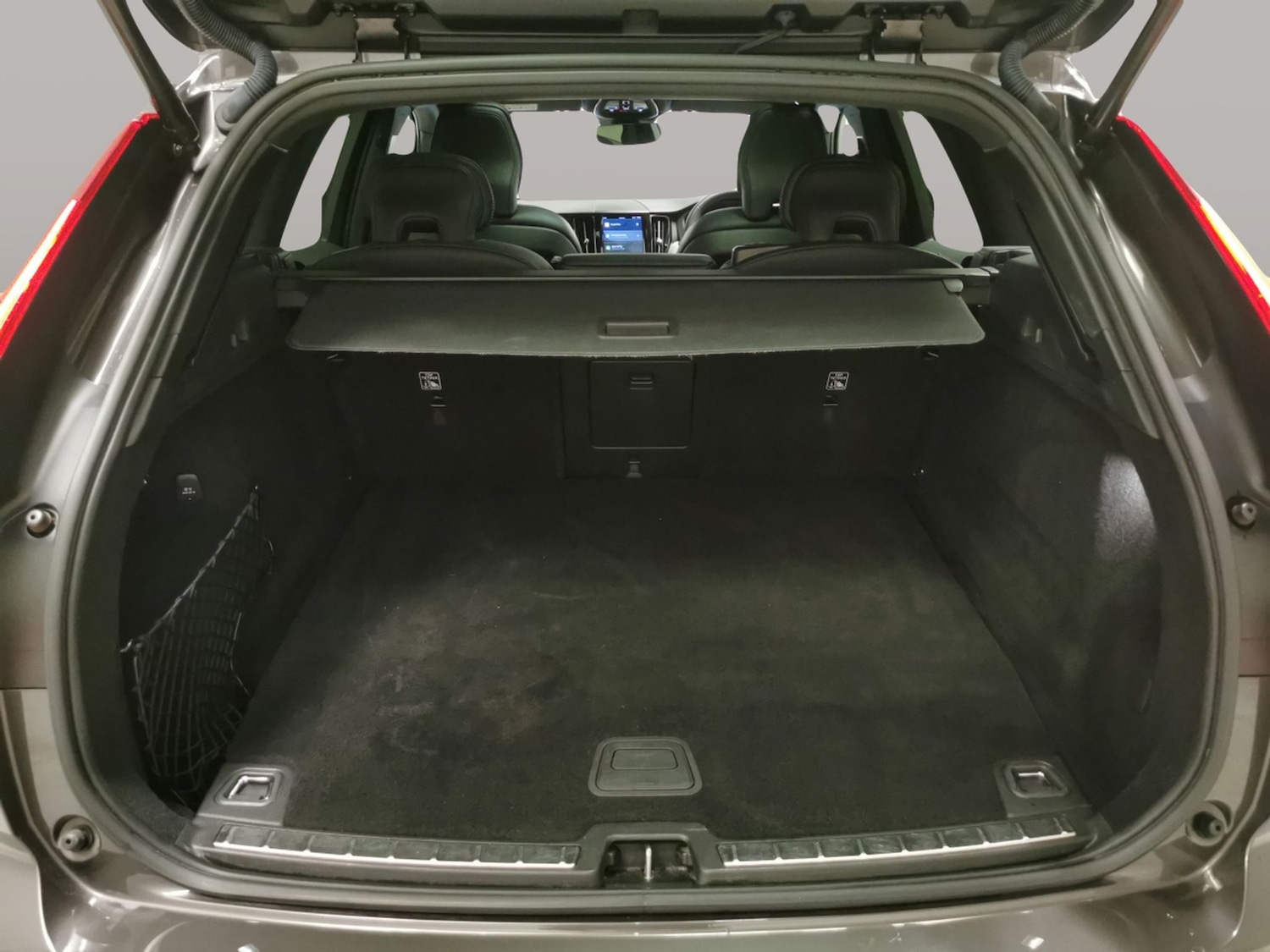 Used Volvo XC60 2021 for sale - 77350801: Photo 32