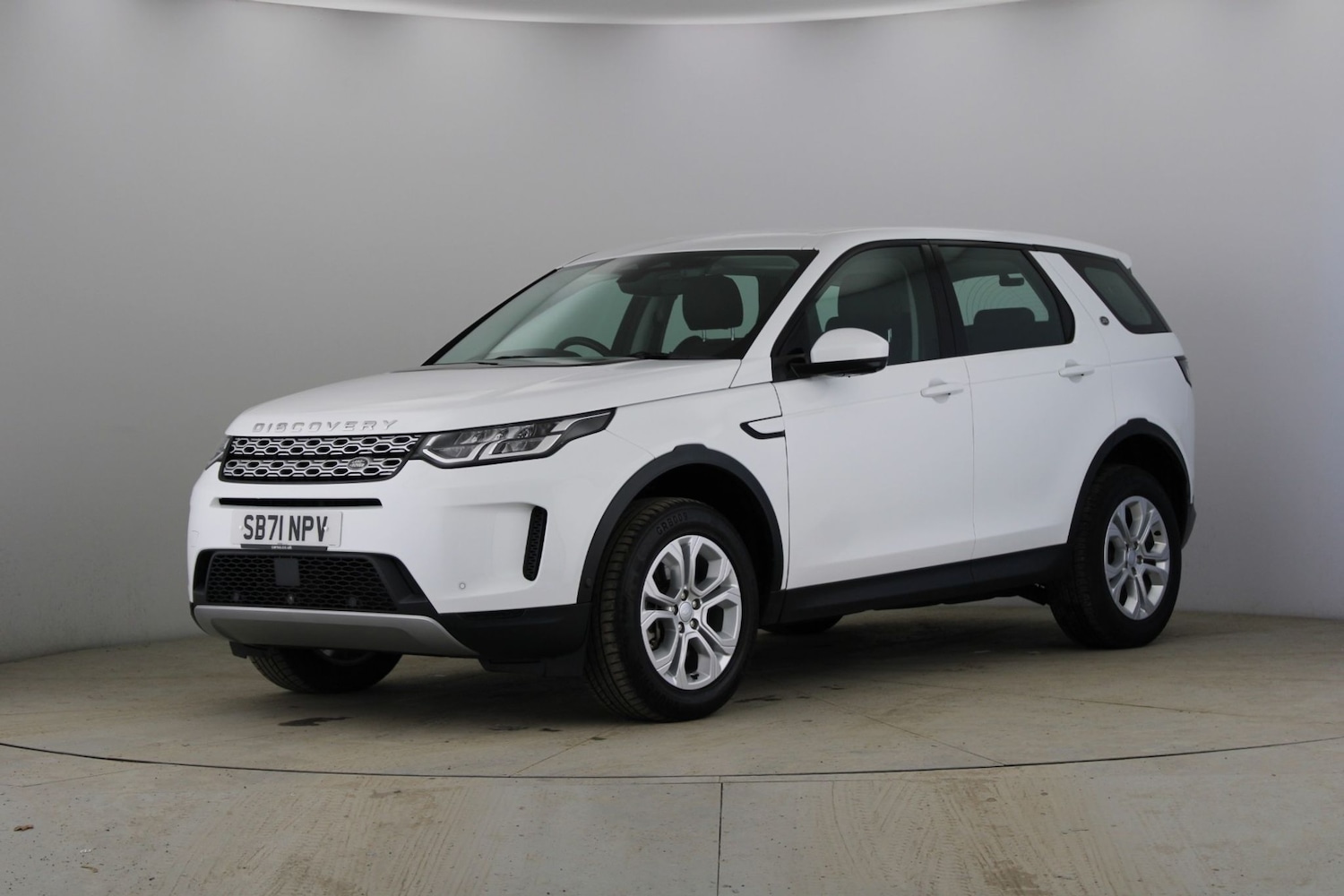Used Land Rover Discovery Sport 2022 for sale - 77732980: Photo 1