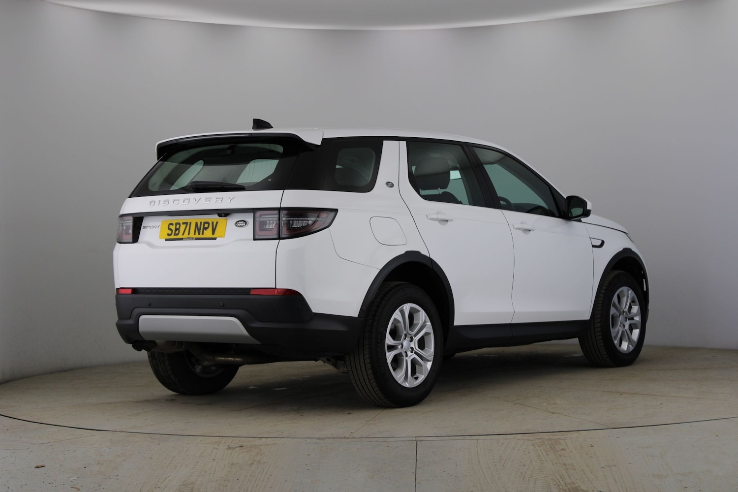 Used Land Rover Discovery Sport 2022 for sale - 77732980: Photo 6