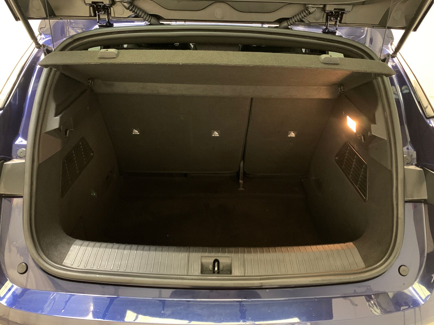 Used Renault Megane E Tech 2022 for sale - 77505455: Photo 34