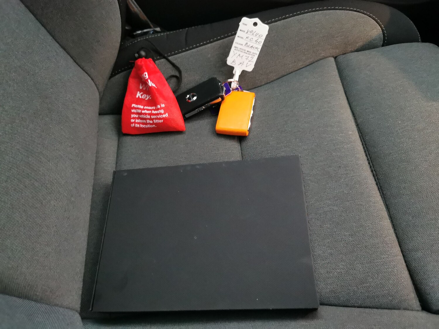 Used Volvo XC40 2023 for sale - 77686150: Photo 33