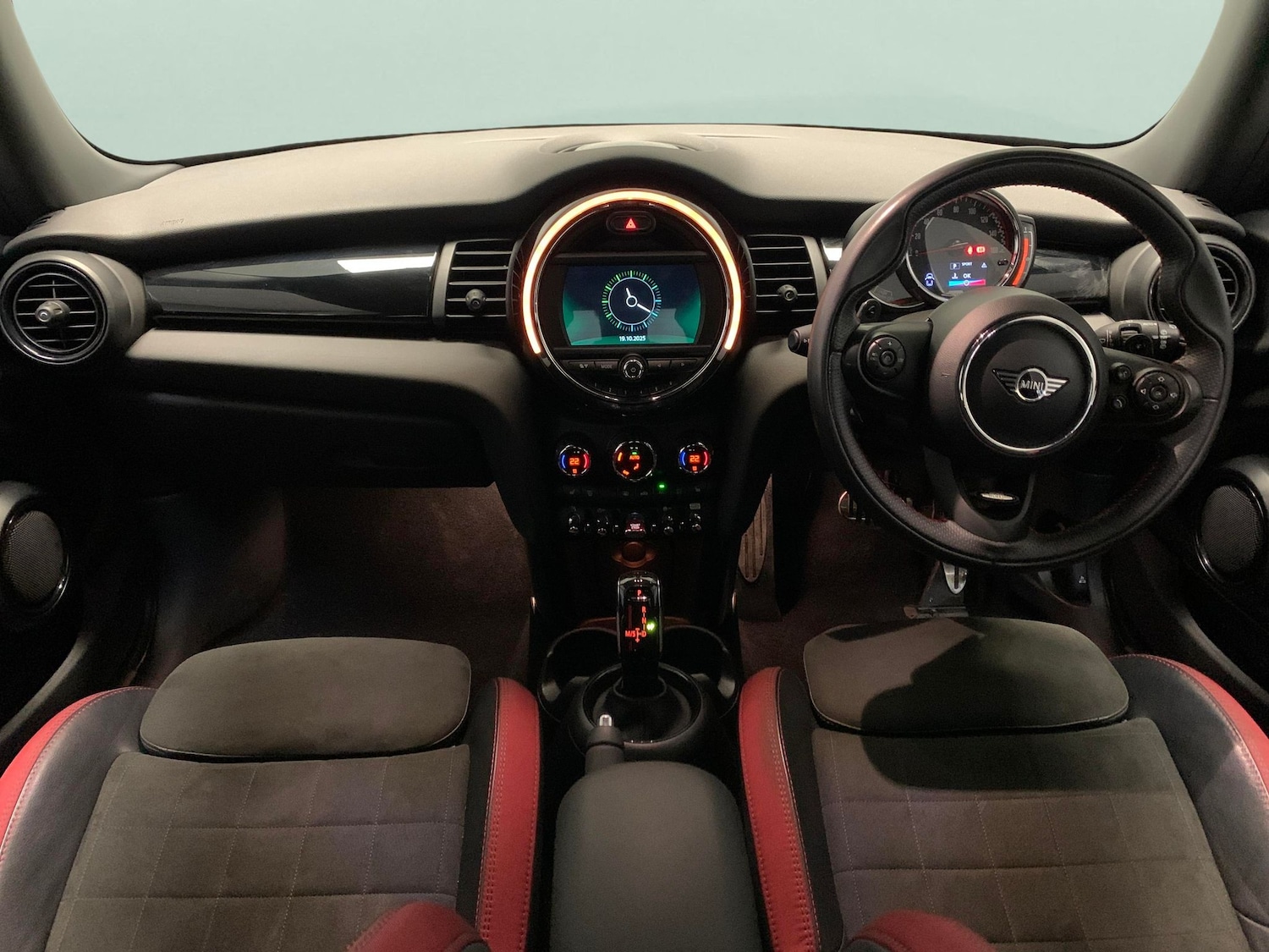 Used MINI Hatch 2019 for sale - 76318329: Photo 9