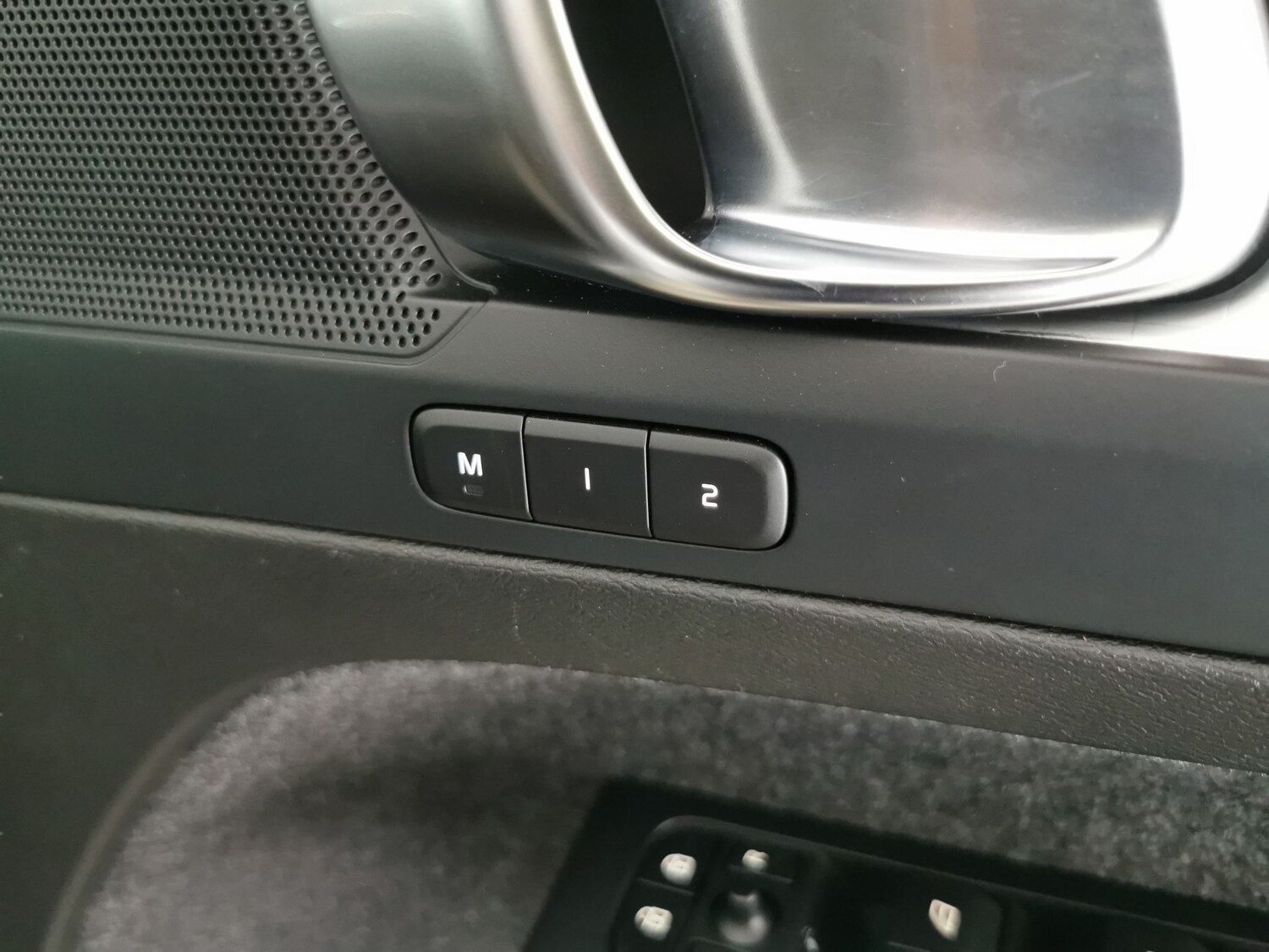 Used Volvo XC40 2023 for sale - 77447921: Photo 15