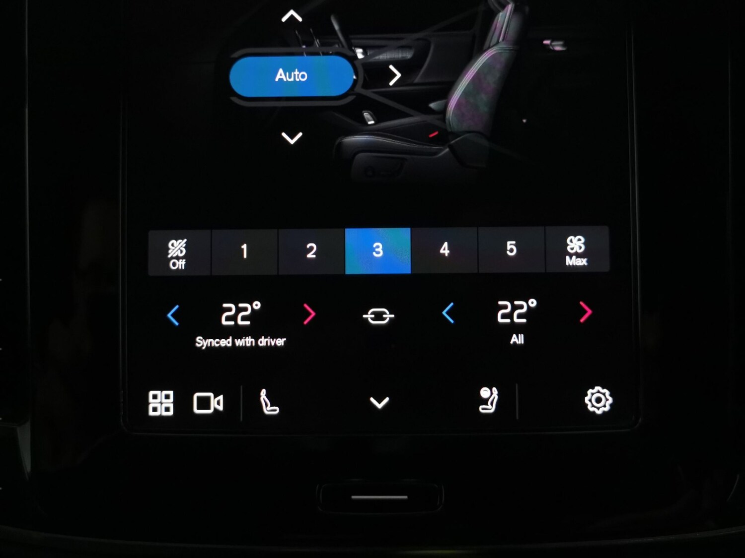 Used Volvo XC40 2023 for sale - 77447921: Photo 19