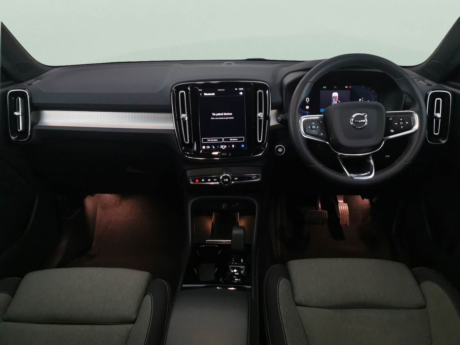 Used Volvo XC40 2023 for sale - 77447921: Photo 5