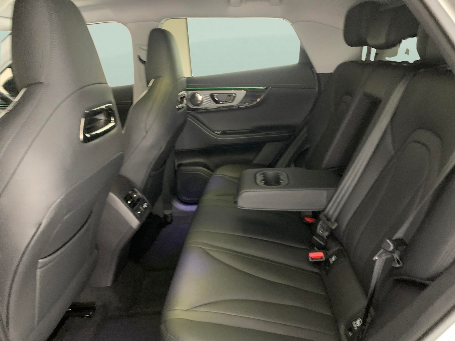 Used Omoda OMODA E5 2025 for sale - 77018610: Photo 32