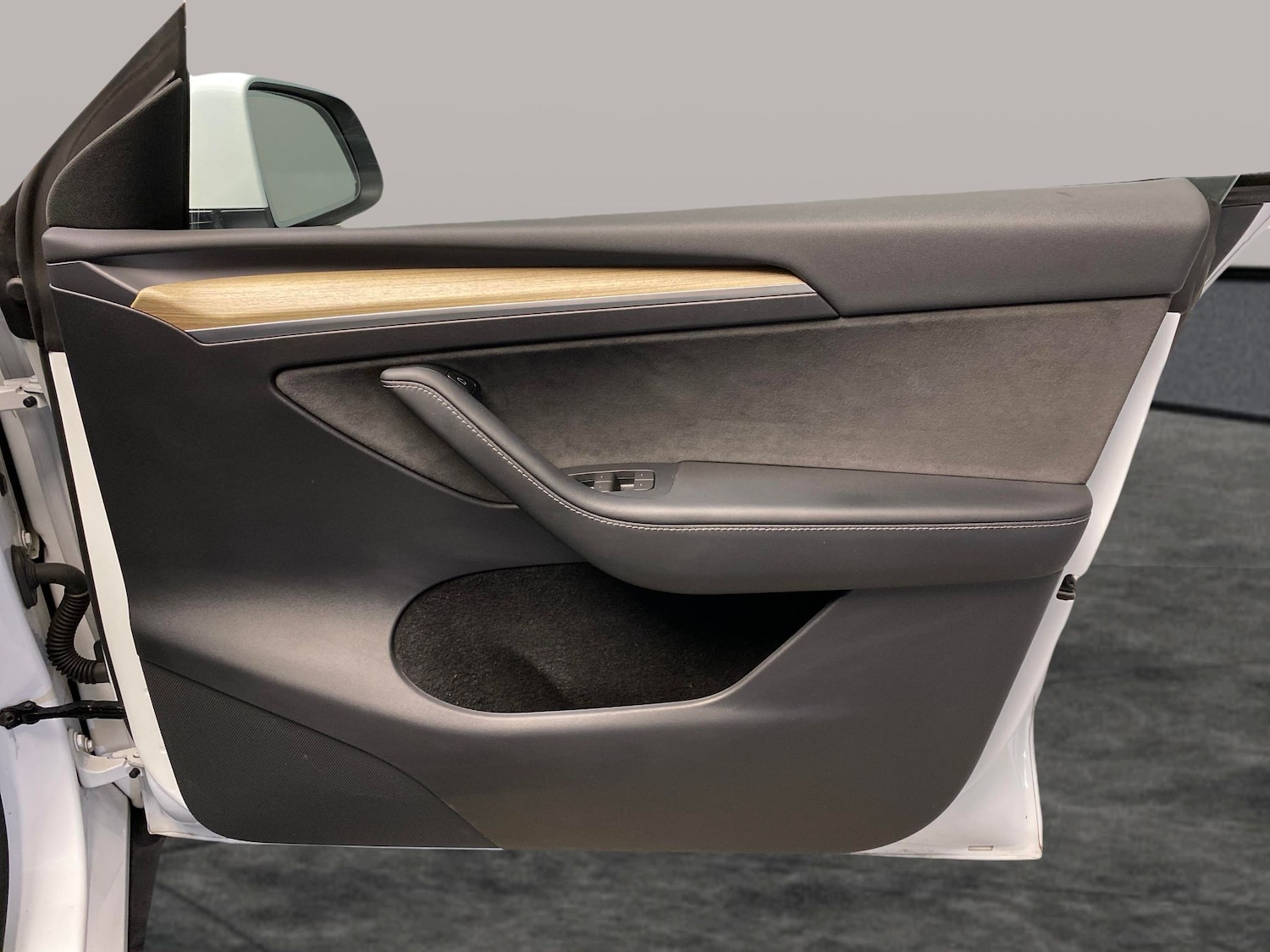 Used Tesla Model Y 2023 for sale - 78149438: Photo 30