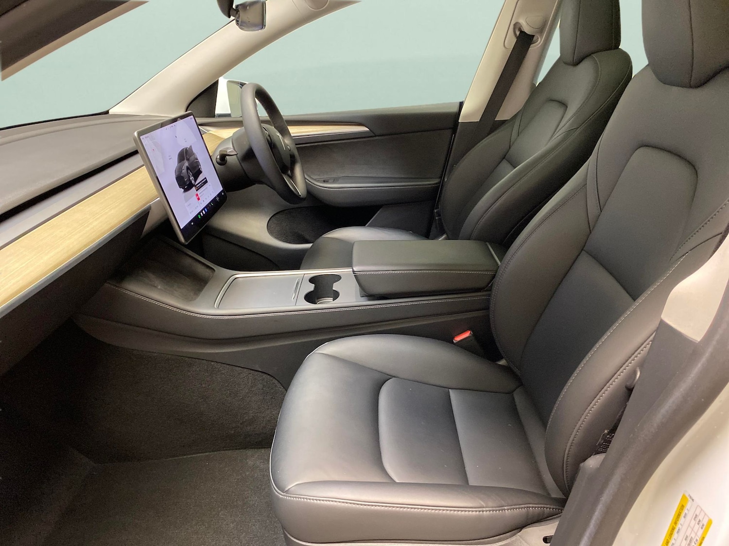 Used Tesla Model Y 2023 for sale - 78149438: Photo 4