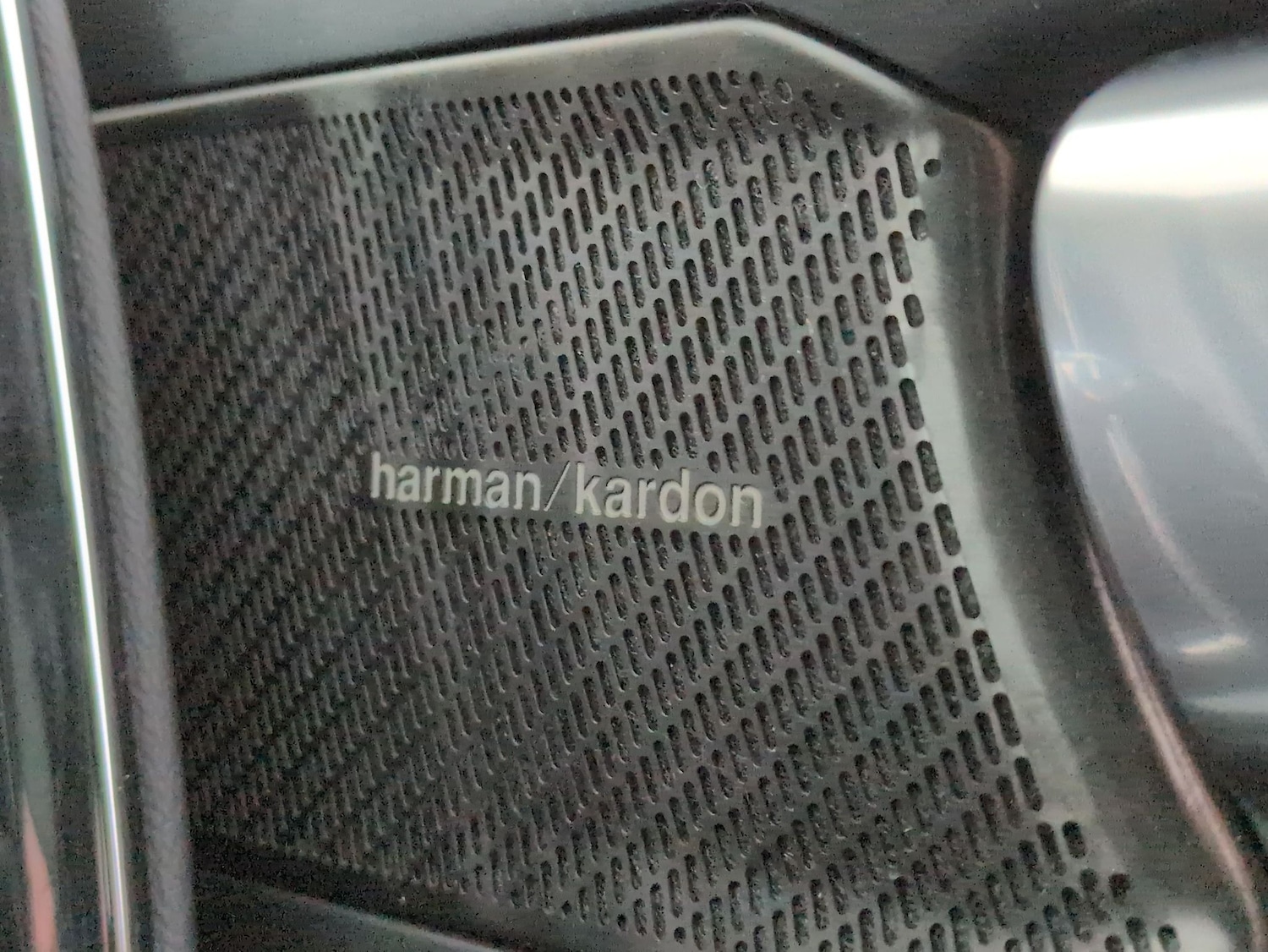 Used Volvo XC40 2022 for sale - 76554987: Photo 7