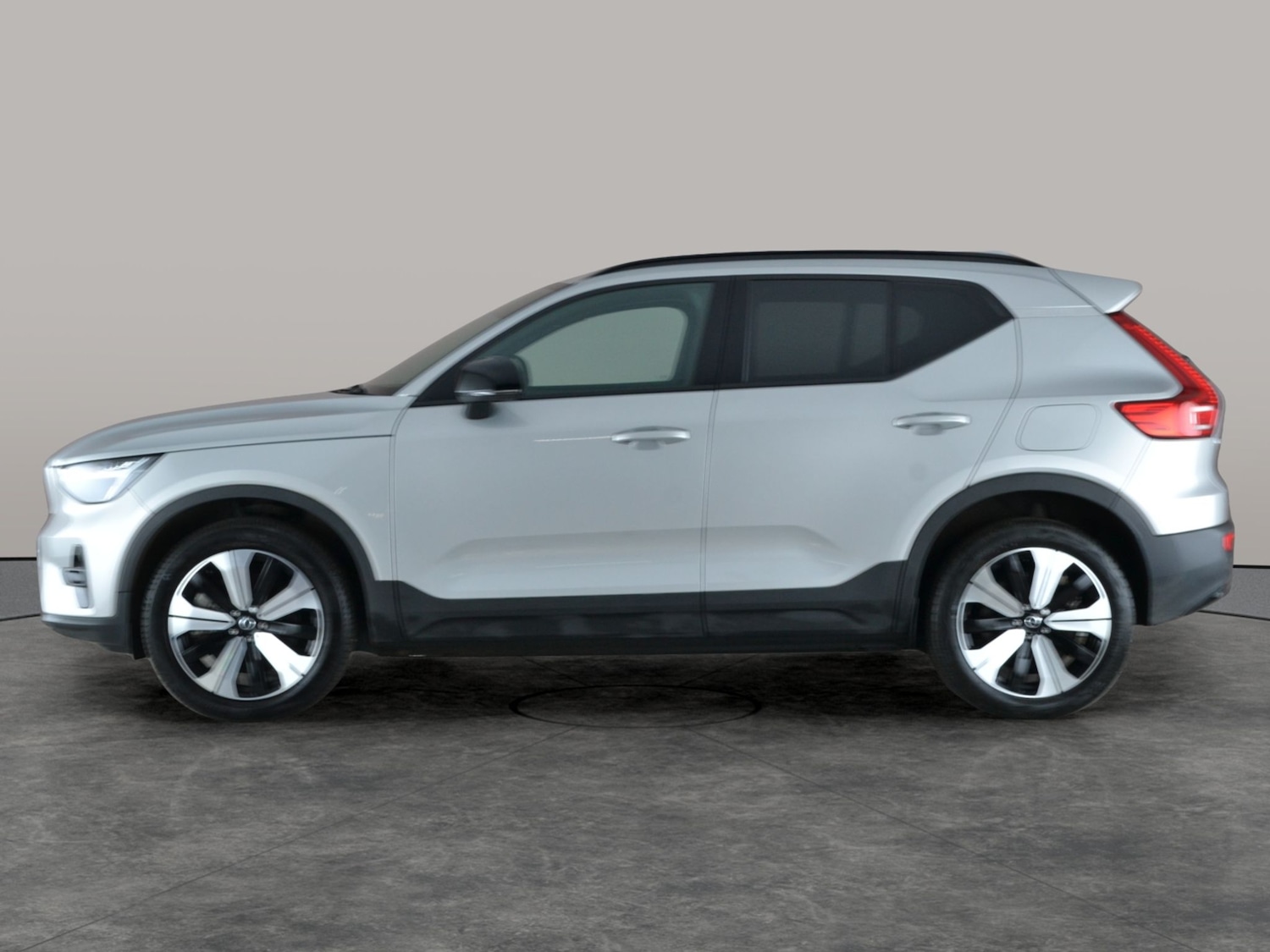Used Volvo XC40 2022 for sale - 76980661: Photo 12