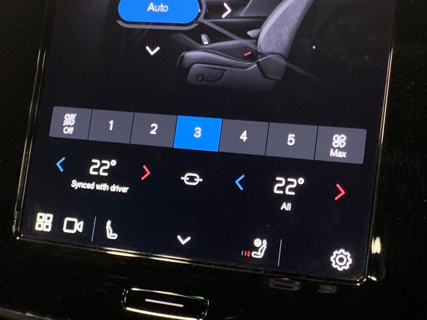 Used Volvo XC40 2022 for sale - 76980661: Photo 15