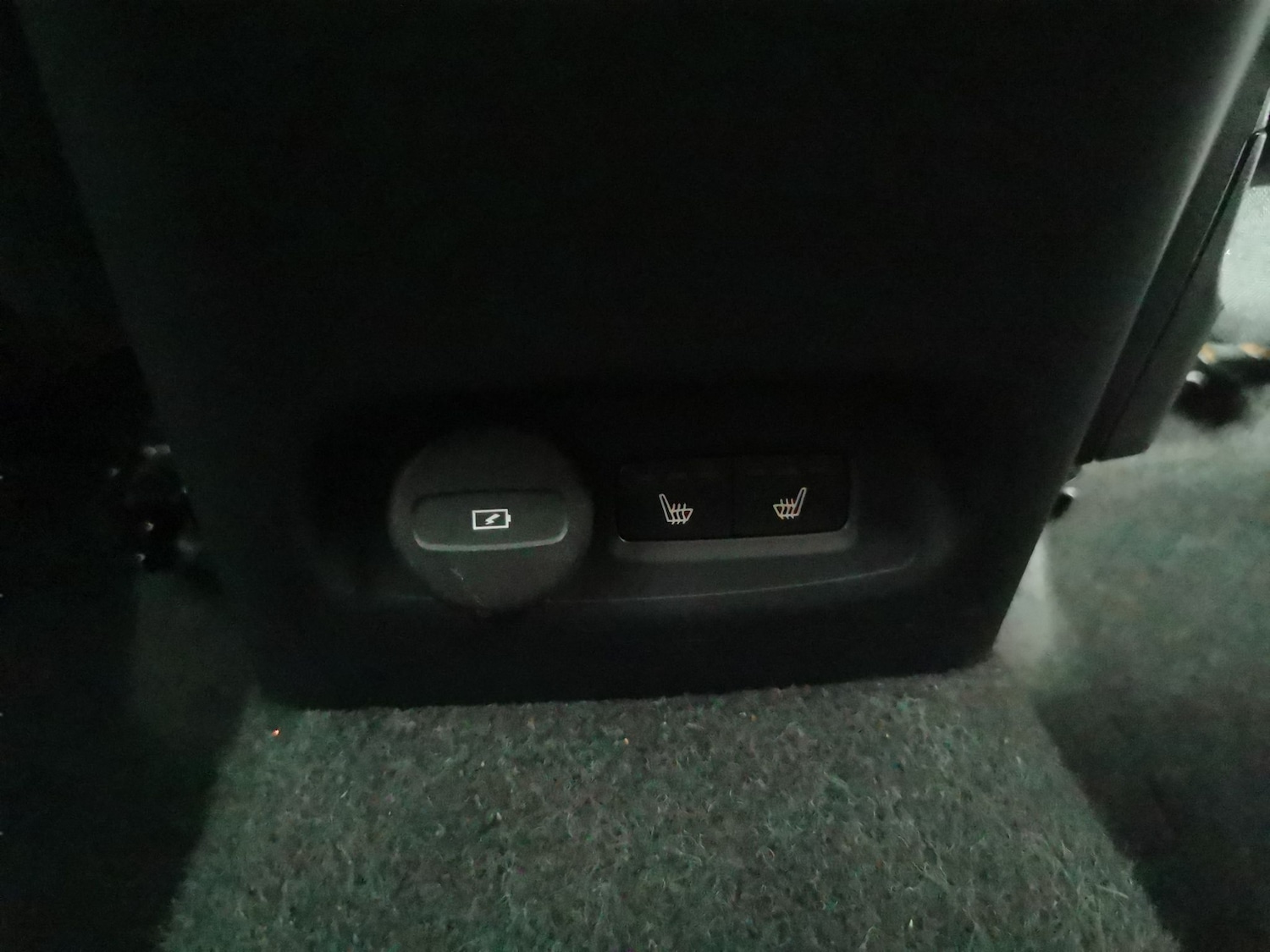 Used Volvo XC40 2022 for sale - 76980661: Photo 23