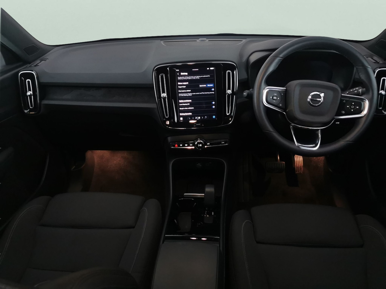 Used Volvo XC40 2022 for sale - 76980661: Photo 6