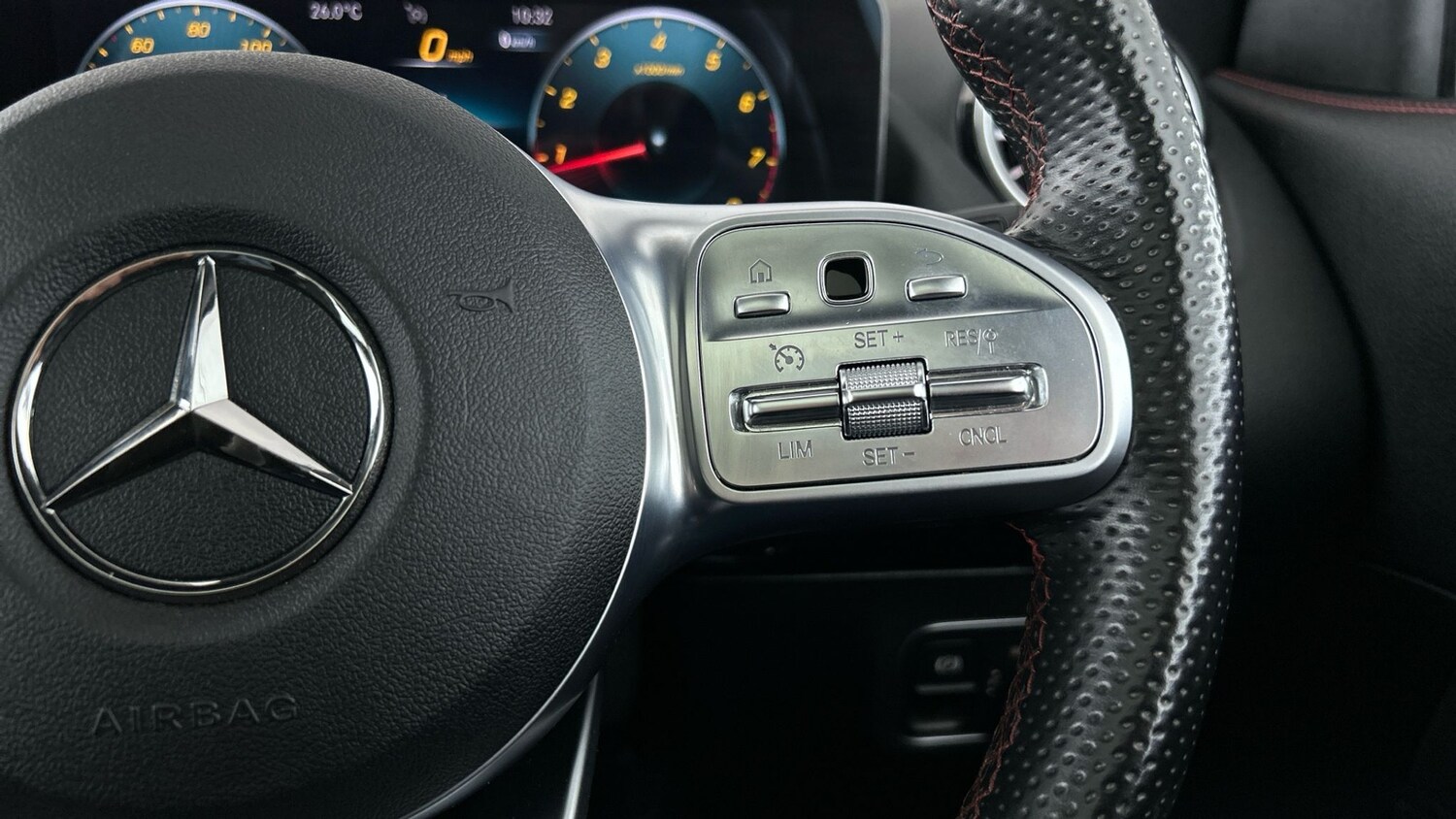 Vehicle 33