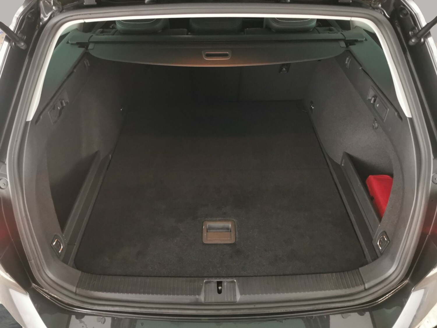 Used Volkswagen Passat for sale - 77529947: Photo 25