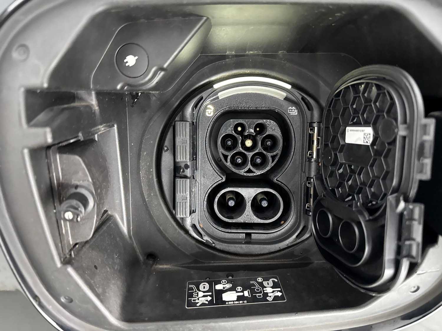 Used Mercedes-Benz EQA 2021 for sale - 77274553: Photo 31