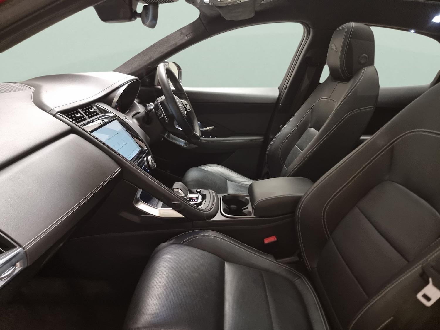 Used Jaguar E-Pace 2021 for sale - 77526561: Photo 4