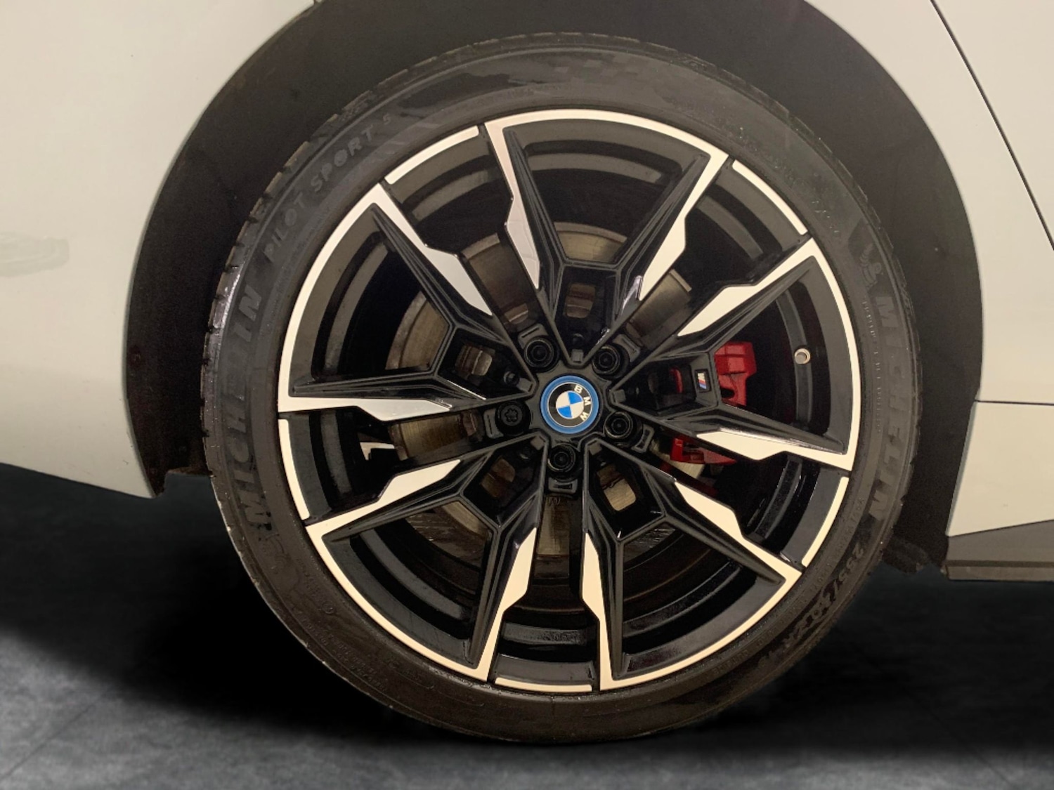 Used BMW i4 2022 for sale - 76339476: Photo 34
