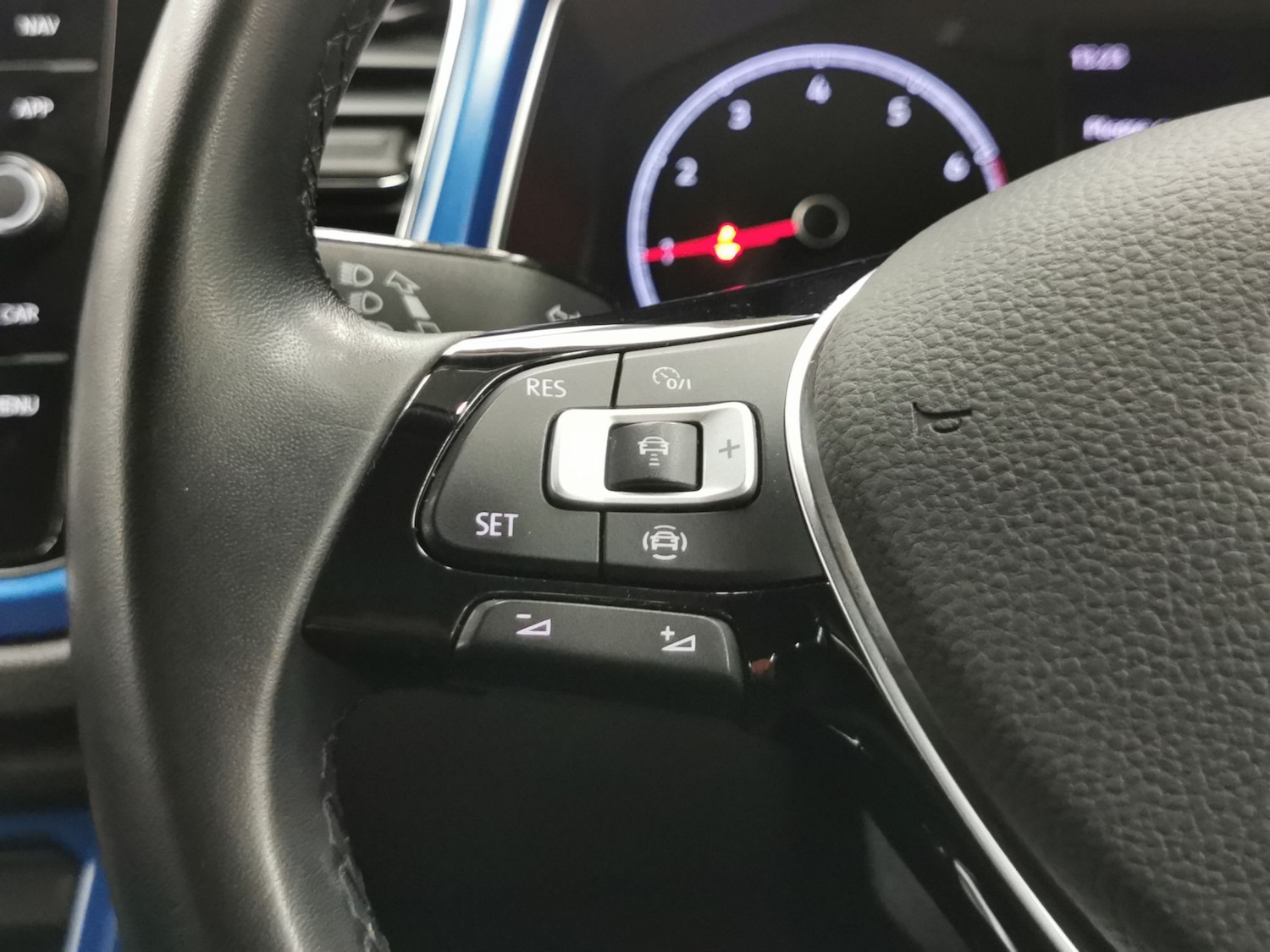 Used Volkswagen T-Roc 2021 for sale - 76452542: Photo 23