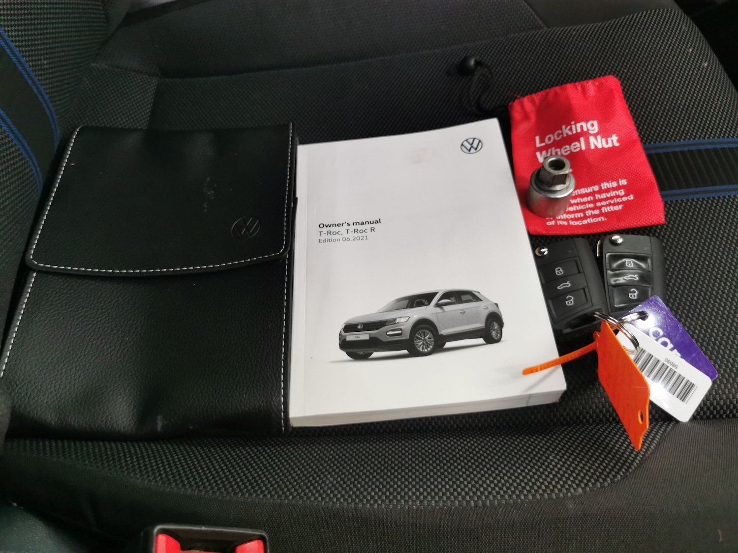 Used Volkswagen T-Roc 2021 for sale - 76452542: Photo 31