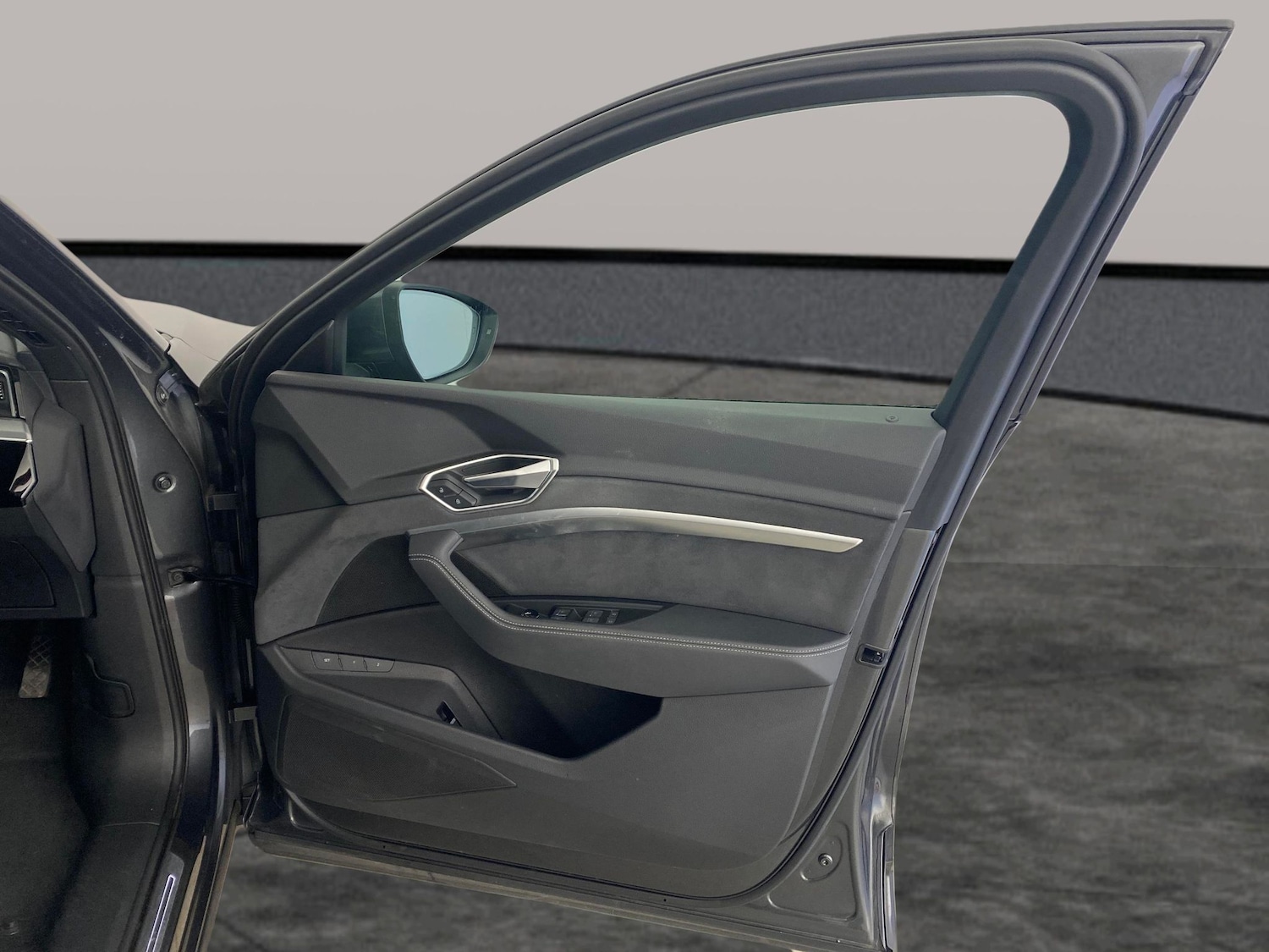 Used Audi e-tron 2022 for sale - 77918327: Photo 30