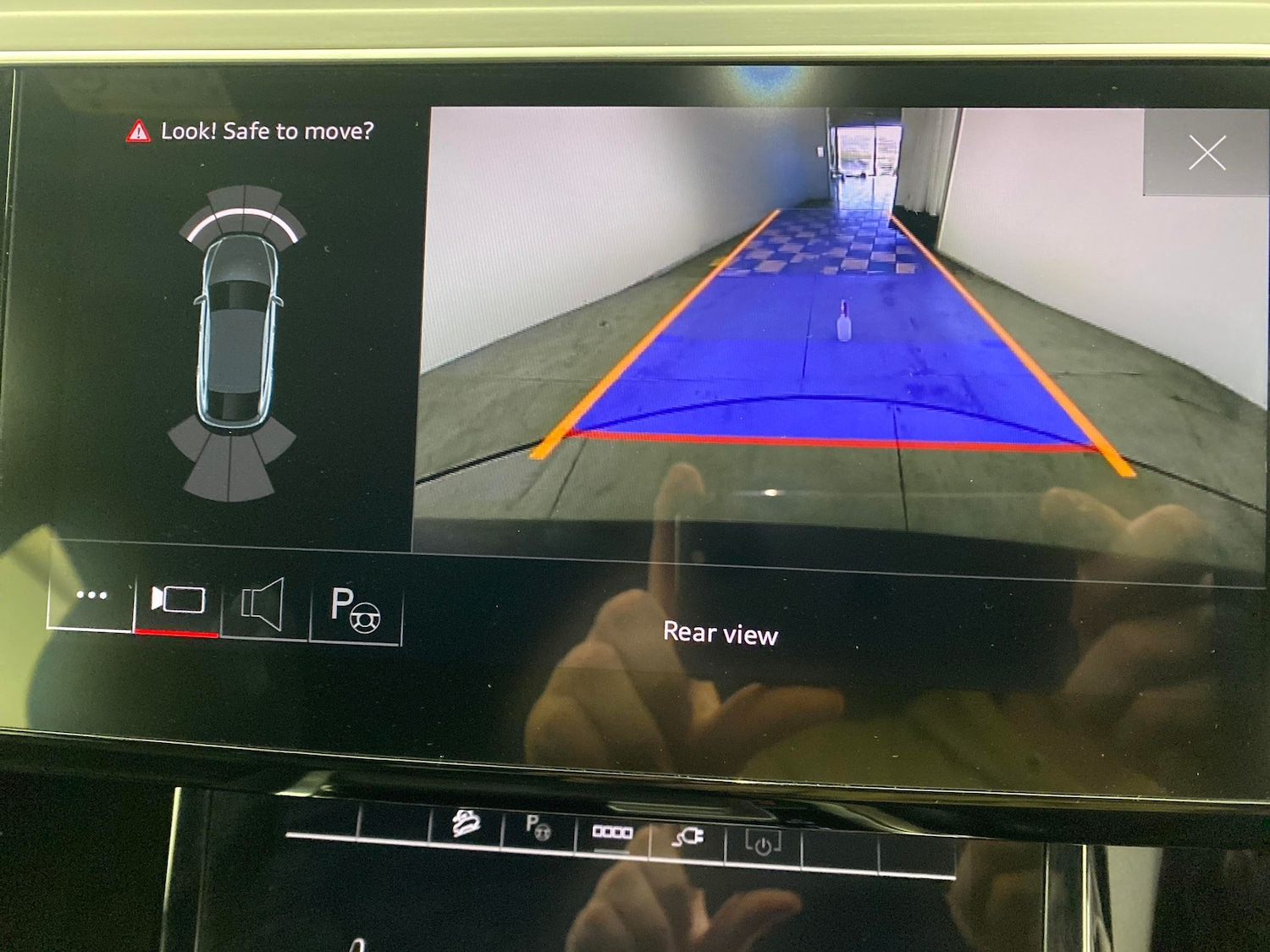 Used Audi e-tron 2022 for sale - 77918327: Photo 6