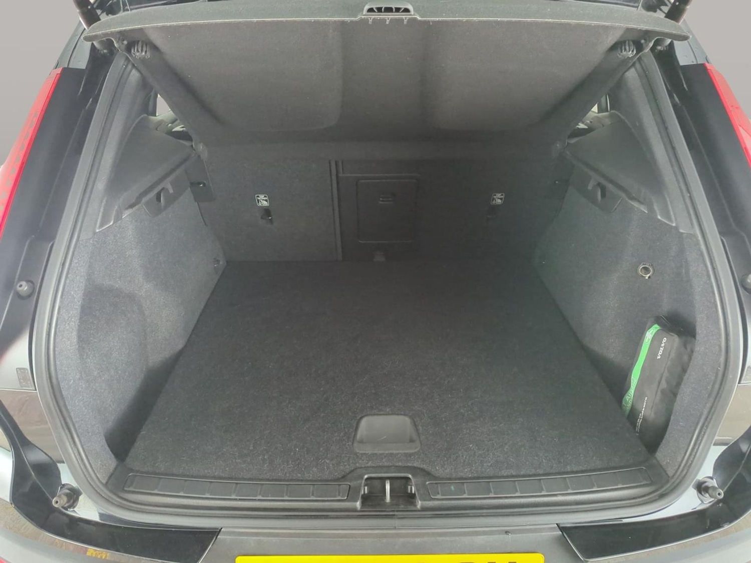 Used Volvo XC40 2022 for sale - 77321505: Photo 32