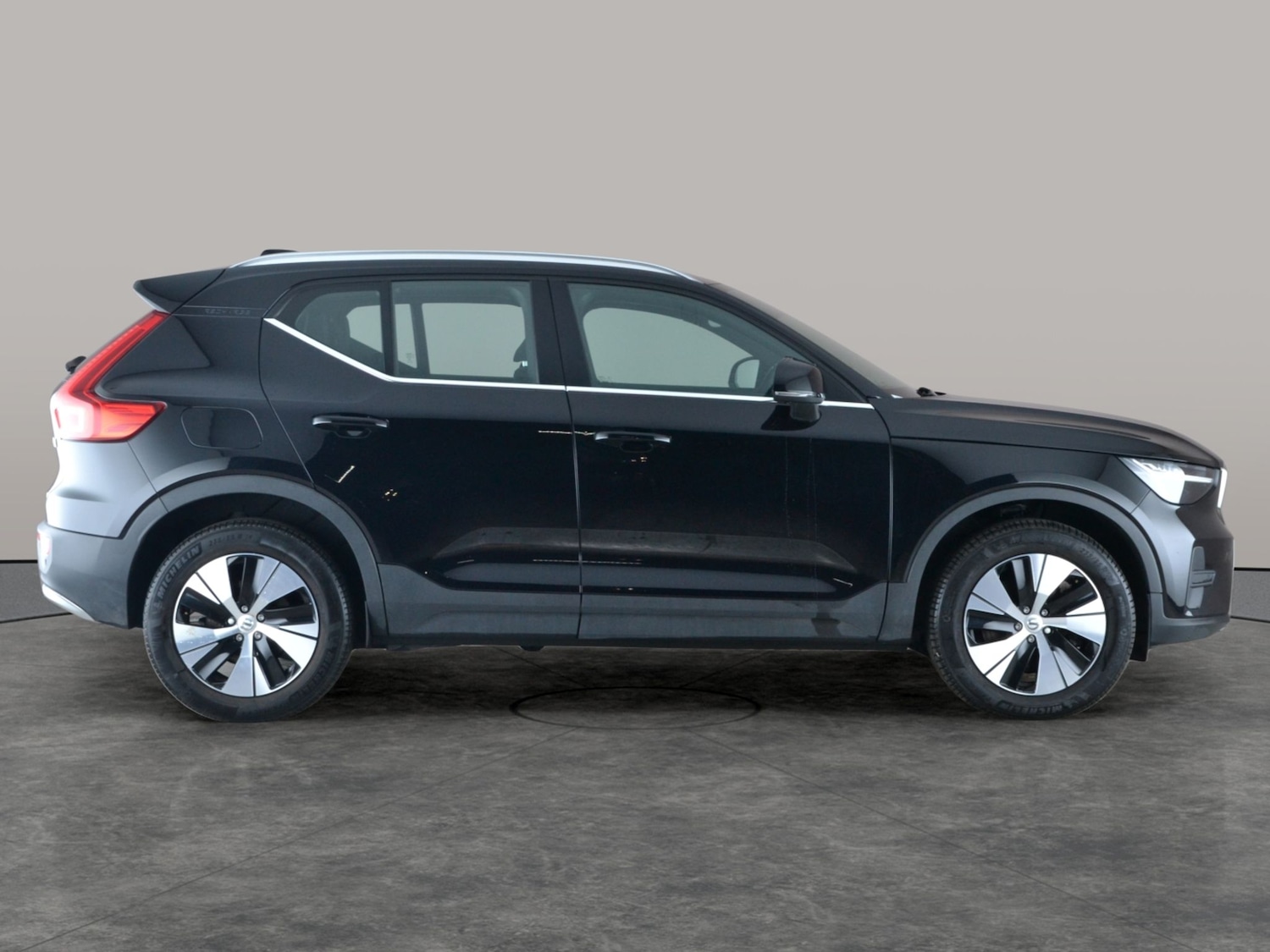 Used Volvo XC40 2022 for sale - 77321505: Photo 8