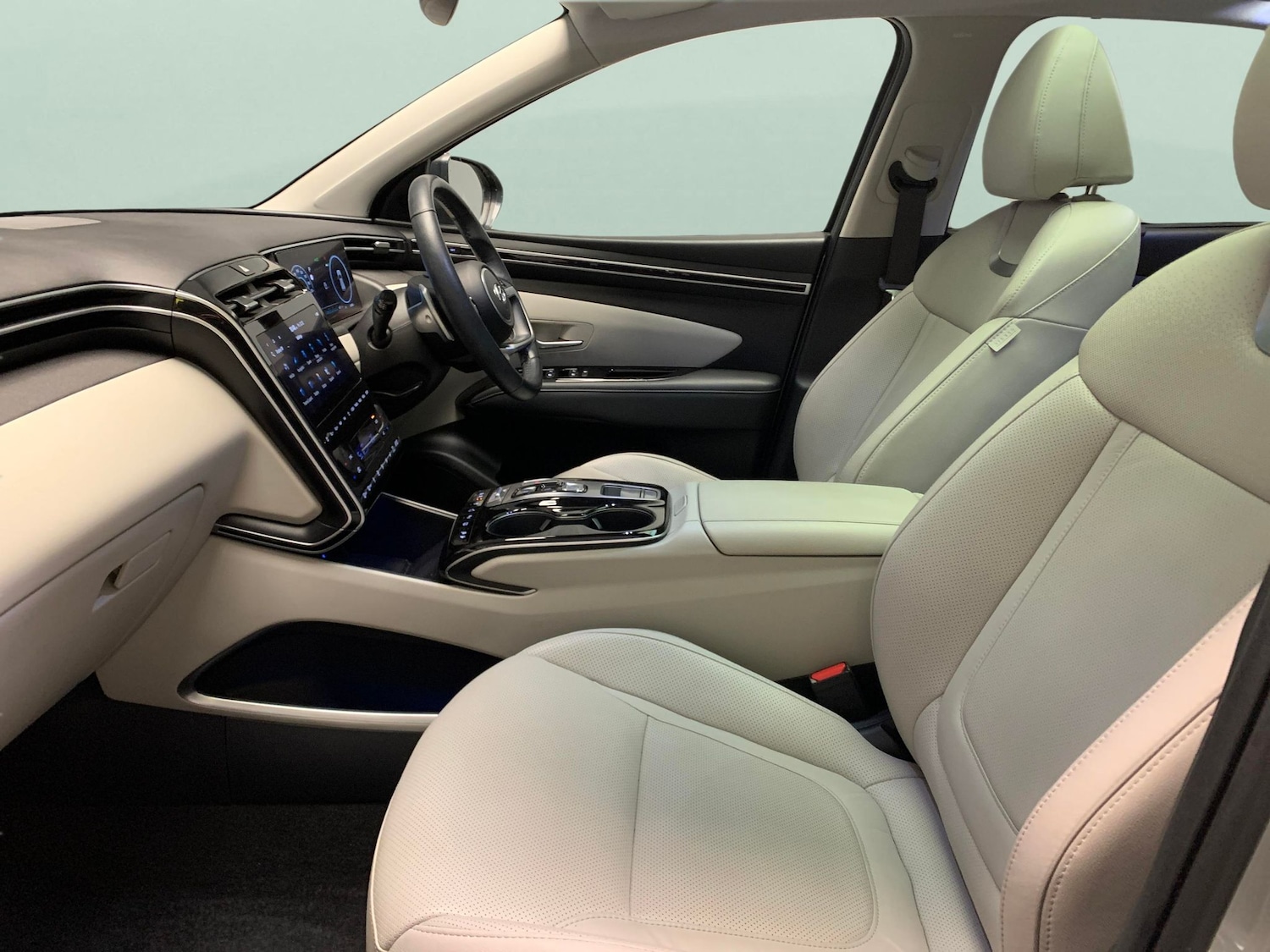 Used Hyundai TUCSON 2023 for sale - 76922186: Photo 4