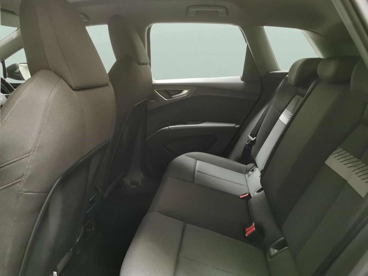 Used Audi Q4 e-tron 2023 for sale - 78221130: Photo 27