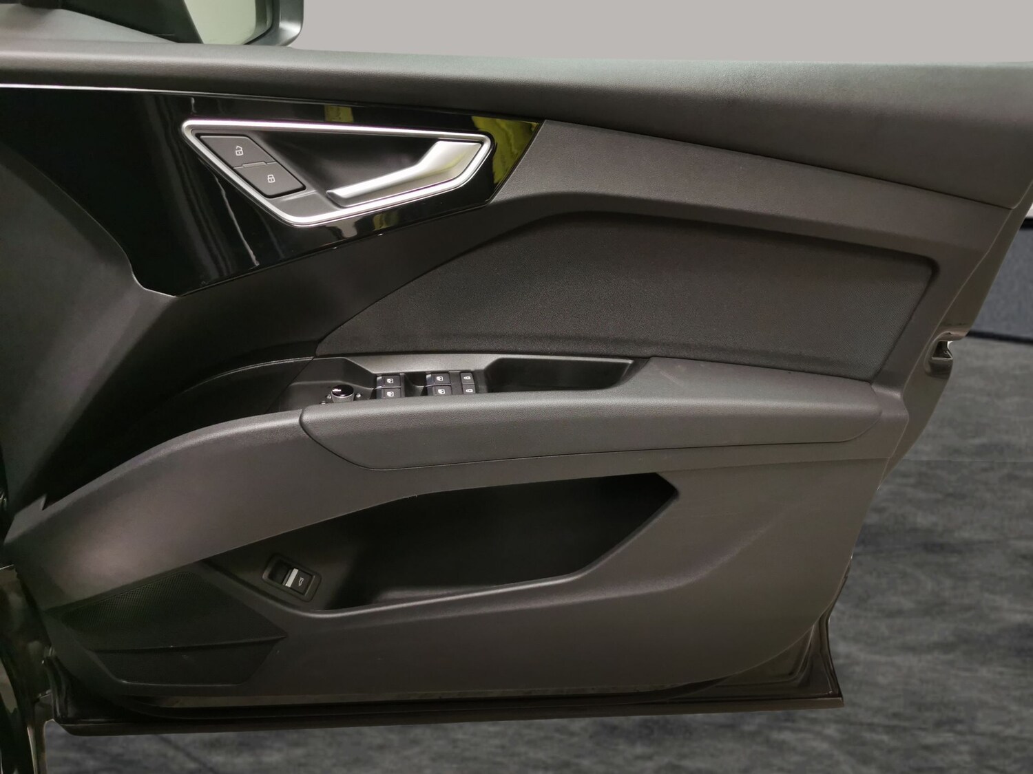 Used Audi Q4 e-tron 2023 for sale - 78221130: Photo 31