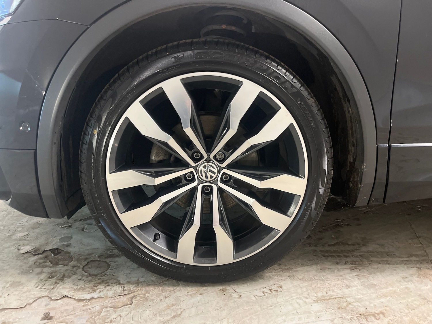 Used Volkswagen Tiguan 2020 for sale - 77679234: Photo 22