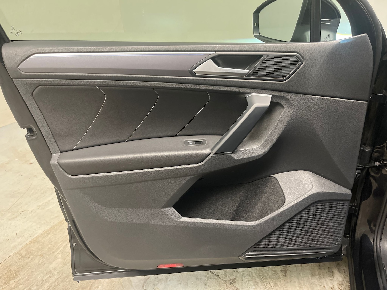 Used Volkswagen Tiguan 2020 for sale - 77679234: Photo 26