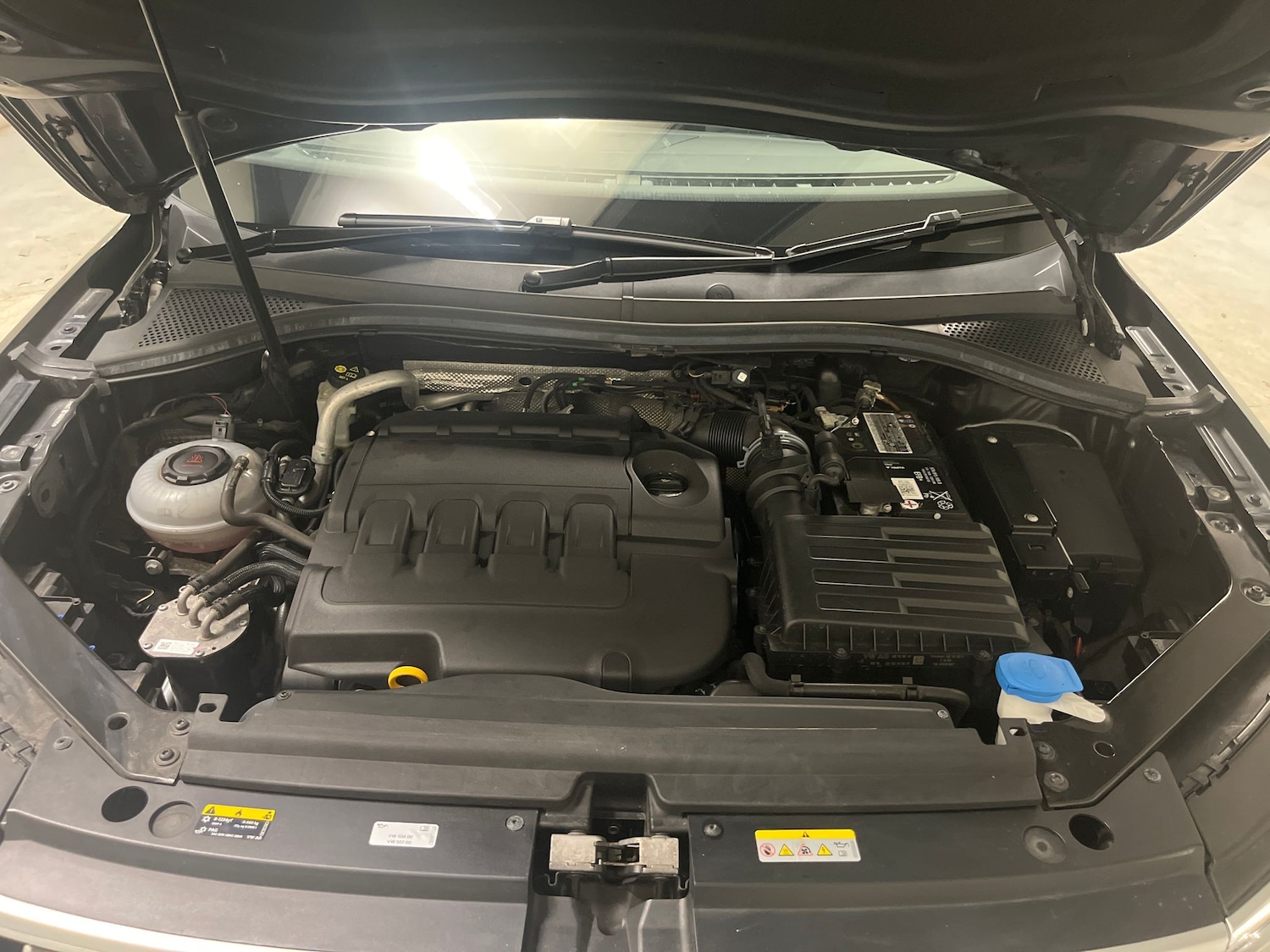 Used Volkswagen Tiguan 2020 for sale - 77679234: Photo 31