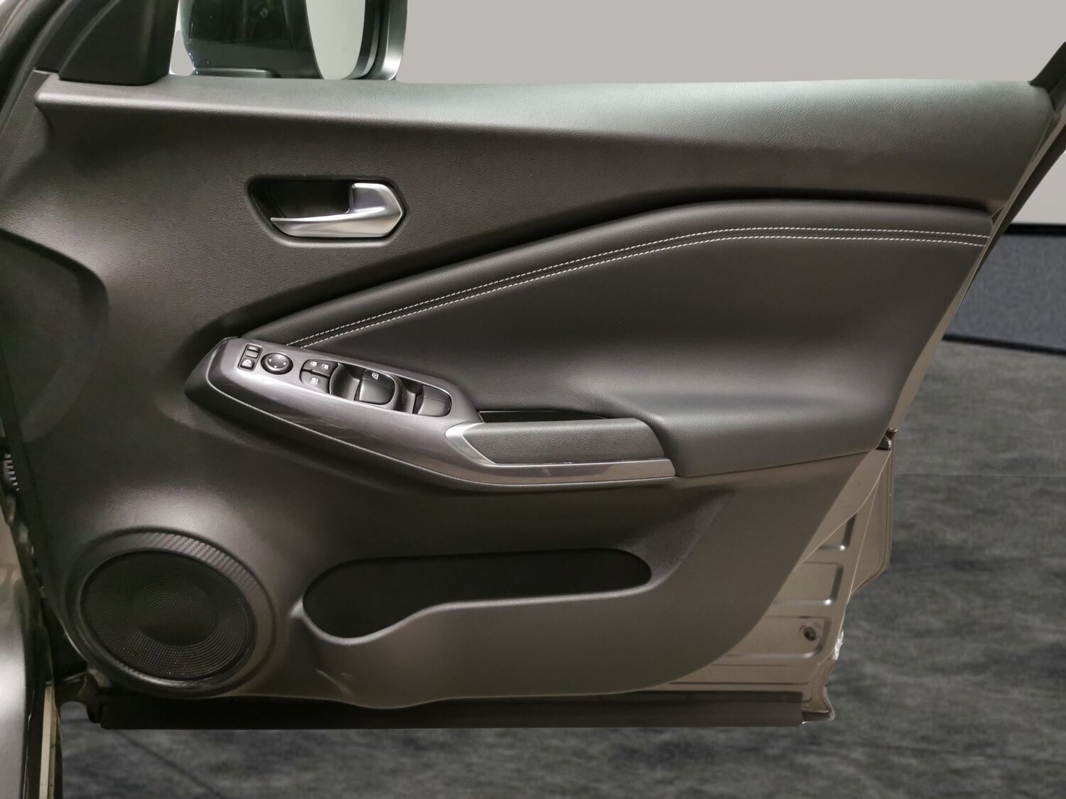 Used Nissan Juke 2024 for sale - 78137429: Photo 30