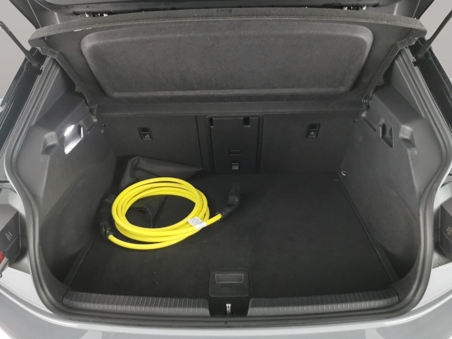 Used Volkswagen ID.3 2023 for sale - 77648521: Photo 32